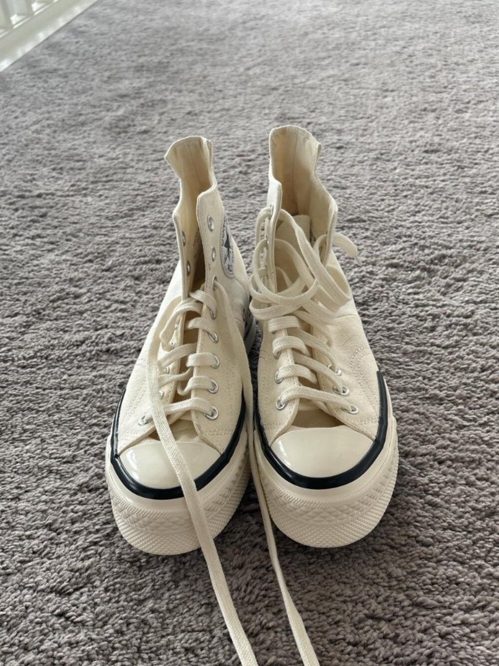 Converse Women's Cream and White Trainers